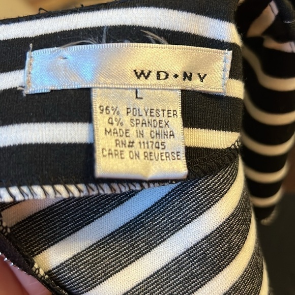 WD NY Women’s no sleeve black and white Large top - Picture 7 of 8